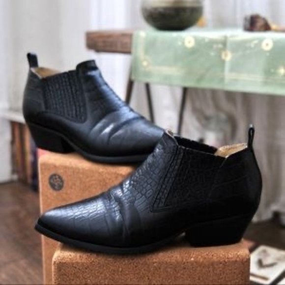 Frank & Oak Leather Chelsea Boots Black - Picture 2 of 6